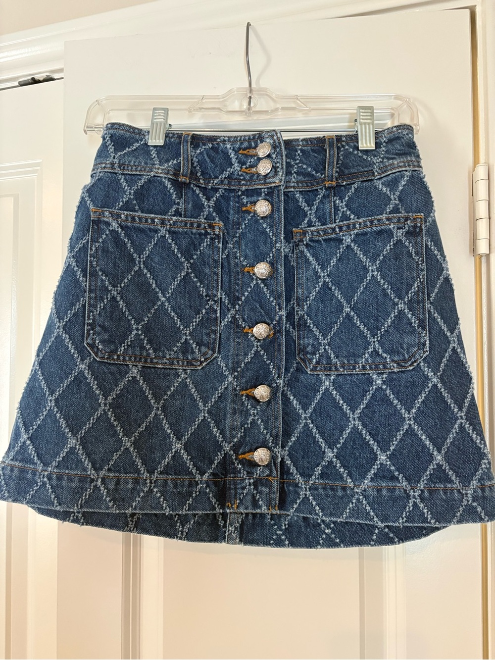 Veronica Beard Blue Diamond-Pattern Button-Front Denim Mini Skirt